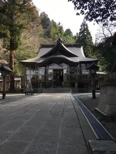 金剱宮の本殿・本堂