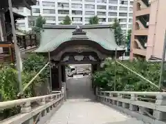 湯島天満宮の山門