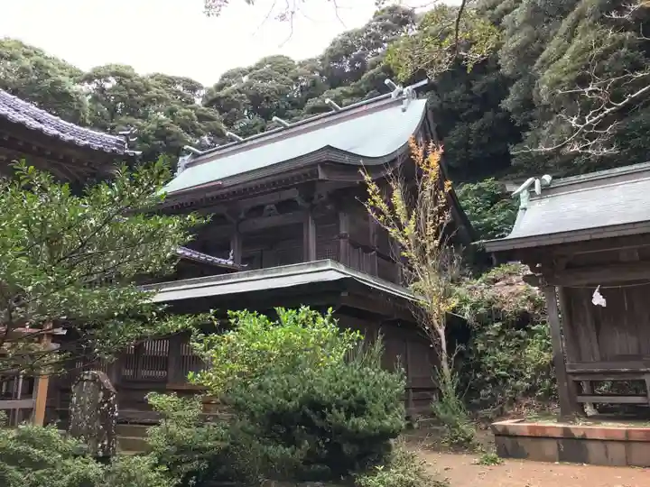 海神神社の本殿・本堂