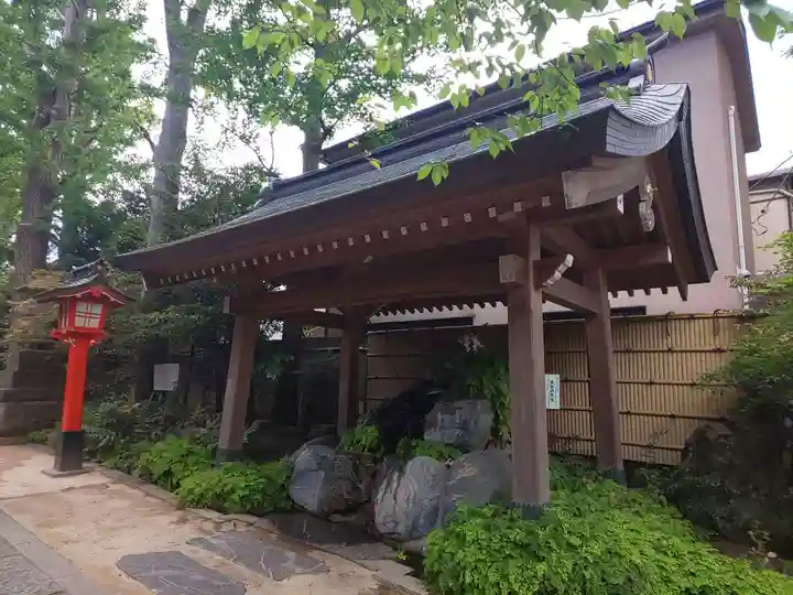 馬橋稲荷神社の手水舎