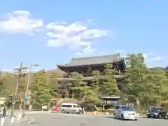 知恩院の山門