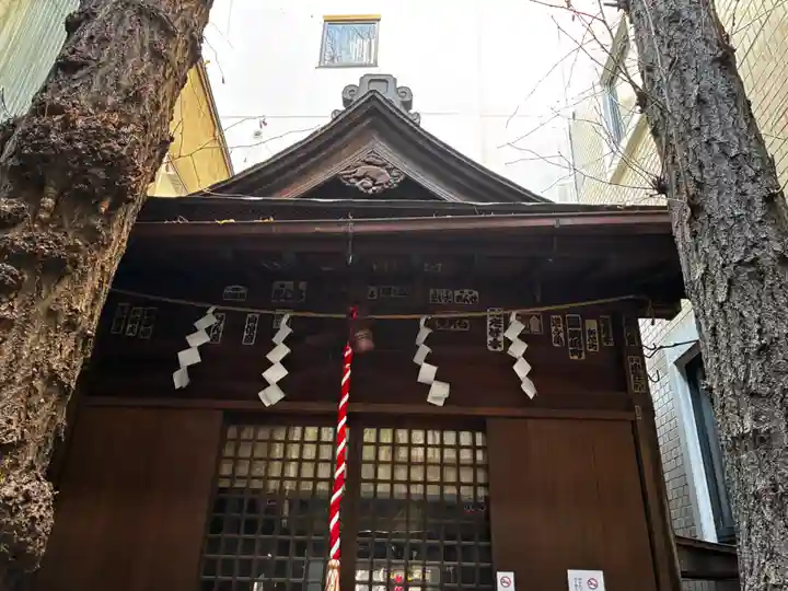箭弓稲荷神社の本殿・本堂