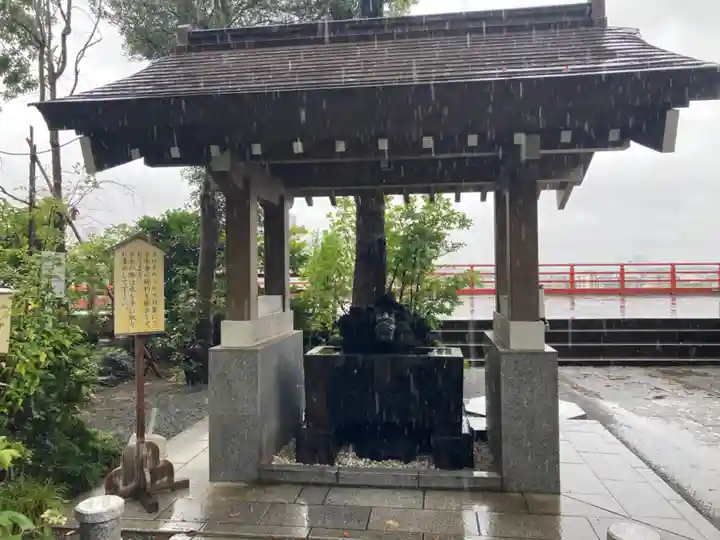 多摩川浅間神社の手水舎