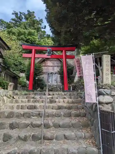 西森稲荷大明神(神奈川県)
