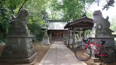 神明社の狛犬