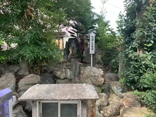 六生社の末社・摂社