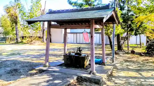 八劔社(桂八劔社)の手水舎