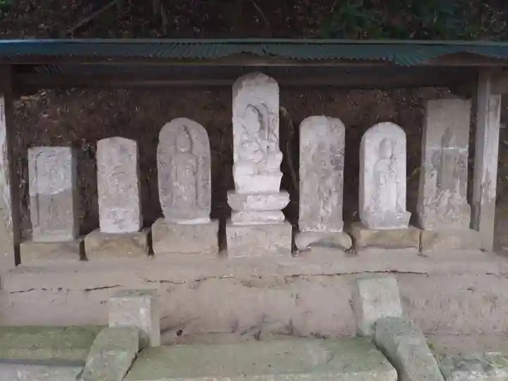 諏訪大神の仏像