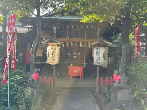 花園稲荷神社の本殿