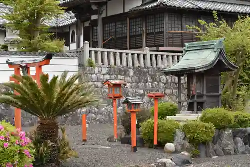 多田幸寺の末社