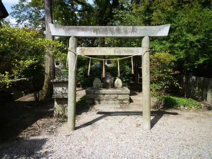 高山神社の末社・摂社