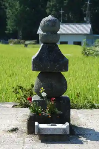 飛鳥寺のお墓