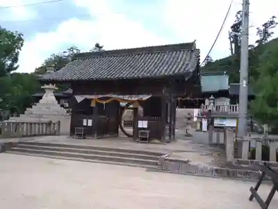 吉備津彦神社の山門・神門