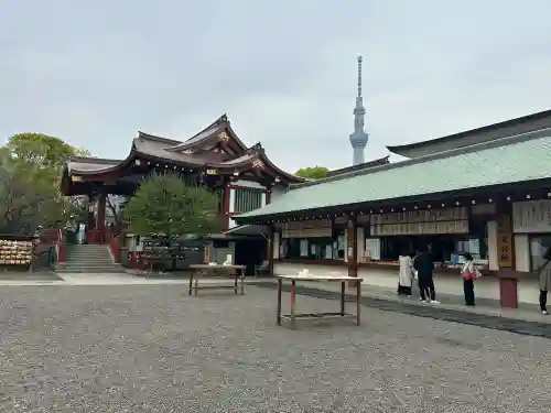 亀戸天神社の{uncategorized: "未分類", other: "その他", undefined: "問題あり", building: "その他建物", grave: "お墓", sacred_gate: "鳥居", guardian: "狛犬", statue: "像", buddha: "仏像", history: "歴史", nature: "自然", garden: "庭園", animal: "動物", pagoda: "塔", temizu: "手水舎", mountain_gate: "山門・神門", sanctuary: "本殿・本堂", subordinate: "末社・摂社", art: "芸術", scenery: "景色", jizo: "地蔵", ema: "絵馬", goshuin: "御朱印", omikuji: "おみくじ", items: "授与品その他", amulet: "お守り", goshuincho: "御朱印帳", eats: "食事", festival: "お祭り", votive_dance: "神楽", shichigosan: "七五三参", wedding: "結婚式", experience: "体験その他", initially: "初詣", around: "周辺", anti_infection: "感染症対策"}
