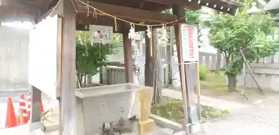小菅神社の手水舎