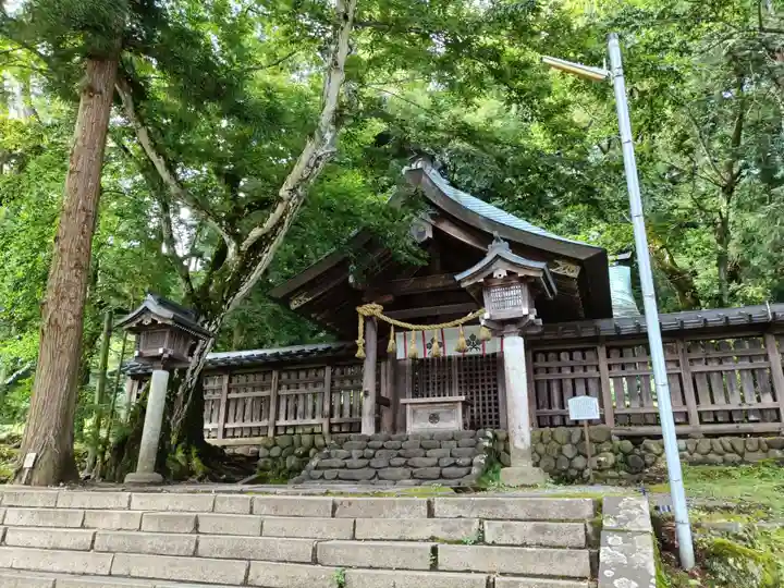 諏訪大社上社前宮(長野県)