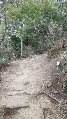 石上布都魂神社の周辺