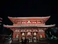浅草寺の山門・神門