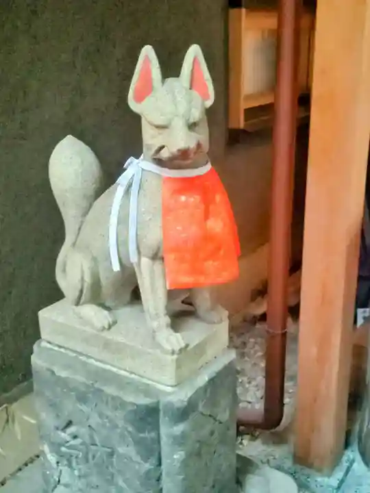 五十稲荷神社(栄寿稲荷神社)の狛犬