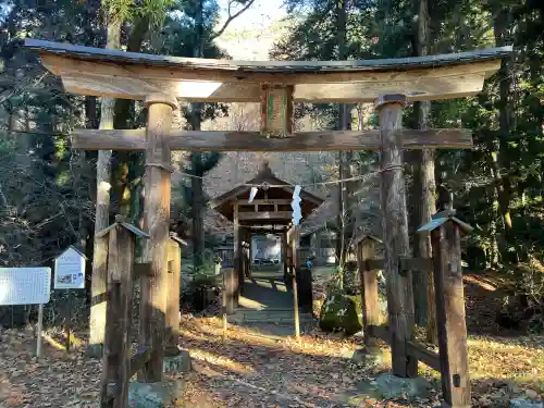 塩野神社(長野県)