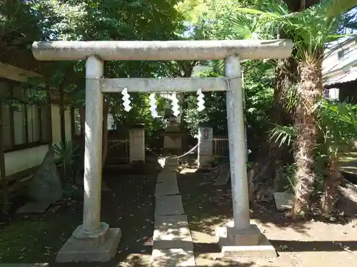 大泉氷川神社の末社