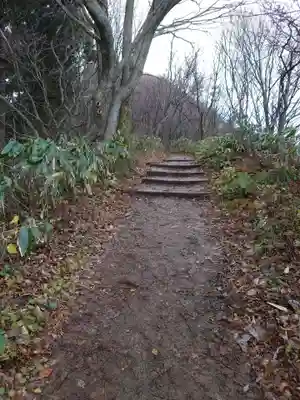 彌彦神社奥宮（御神廟）(新潟県)