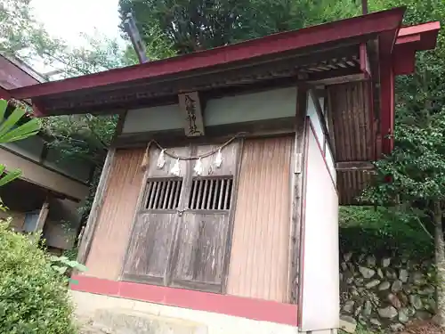 八幡神社の本殿