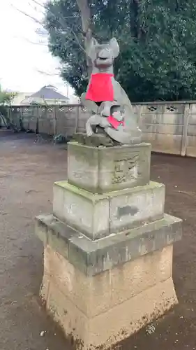 和田稲荷神社の狛犬