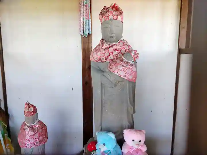 八龍社(小津八龍社)の地蔵