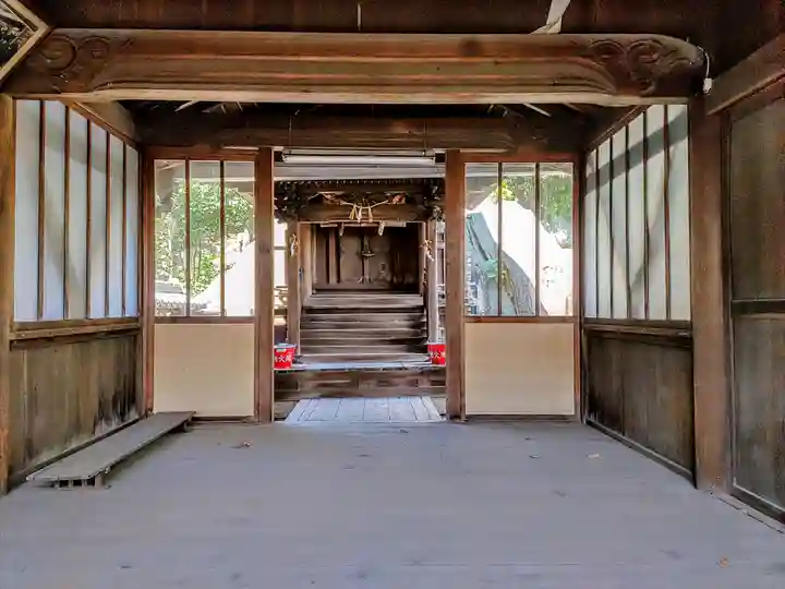 熊野社(岩崎熊野神社)の本殿・本堂