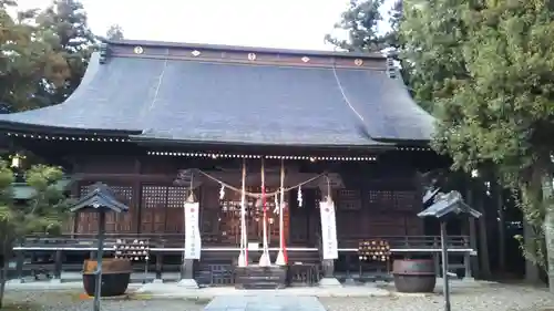 鳥谷崎神社の本殿・本堂