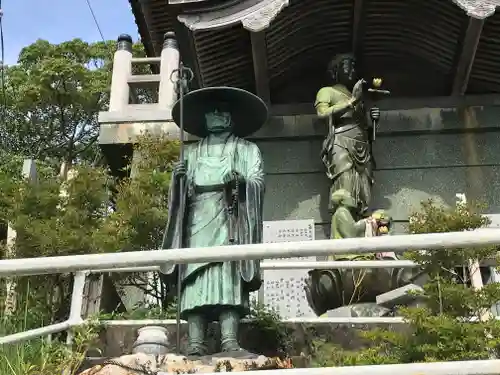 大善寺の像