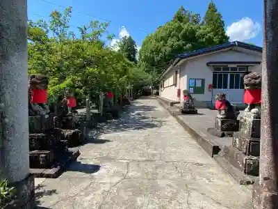 天満天神宮の{uncategorized: "未分類", other: "その他", undefined: "問題あり", building: "その他建物", grave: "お墓", sacred_gate: "鳥居", guardian: "狛犬", statue: "像", buddha: "仏像", history: "歴史", nature: "自然", garden: "庭園", animal: "動物", pagoda: "塔", temizu: "手水舎", mountain_gate: "山門・神門", sanctuary: "本殿・本堂", subordinate: "末社・摂社", art: "芸術", scenery: "景色", jizo: "地蔵", ema: "絵馬", goshuin: "御朱印", omikuji: "おみくじ", items: "授与品その他", amulet: "お守り", goshuincho: "御朱印帳", eats: "食事", festival: "お祭り", votive_dance: "神楽", shichigosan: "七五三参", wedding: "結婚式", experience: "体験その他", initially: "初詣", around: "周辺", anti_infection: "感染症対策"}