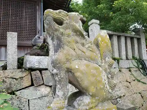 生石神社の狛犬