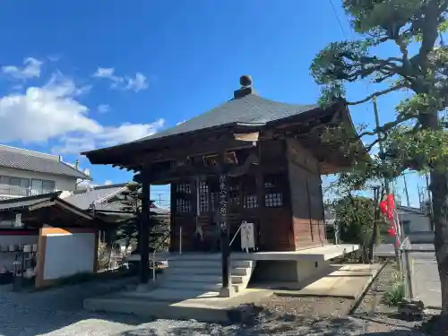 十輪寺の{uncategorized: "未分類", other: "その他", undefined: "問題あり", building: "その他建物", grave: "お墓", sacred_gate: "鳥居", guardian: "狛犬", statue: "像", buddha: "仏像", history: "歴史", nature: "自然", garden: "庭園", animal: "動物", pagoda: "塔", temizu: "手水舎", mountain_gate: "山門・神門", sanctuary: "本殿・本堂", subordinate: "末社・摂社", art: "芸術", scenery: "景色", jizo: "地蔵", ema: "絵馬", goshuin: "御朱印", omikuji: "おみくじ", items: "授与品その他", amulet: "お守り", goshuincho: "御朱印帳", eats: "食事", festival: "お祭り", votive_dance: "神楽", shichigosan: "七五三参", wedding: "結婚式", experience: "体験その他", initially: "初詣", around: "周辺", anti_infection: "感染症対策"}