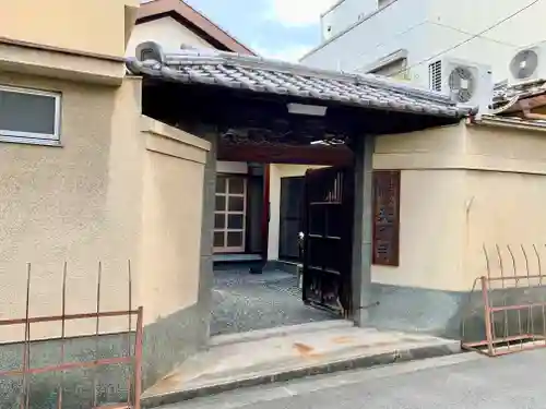 光蓮寺の山門・神門