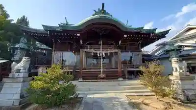 大元神社の本殿