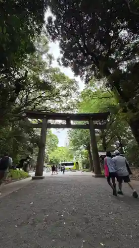 明治神宮の{uncategorized: "未分類", other: "その他", undefined: "問題あり", building: "その他建物", grave: "お墓", sacred_gate: "鳥居", guardian: "狛犬", statue: "像", buddha: "仏像", history: "歴史", nature: "自然", garden: "庭園", animal: "動物", pagoda: "塔", temizu: "手水舎", mountain_gate: "山門・神門", sanctuary: "本殿・本堂", subordinate: "末社・摂社", art: "芸術", scenery: "景色", jizo: "地蔵", ema: "絵馬", goshuin: "御朱印", omikuji: "おみくじ", items: "授与品その他", amulet: "お守り", goshuincho: "御朱印帳", eats: "食事", festival: "お祭り", votive_dance: "神楽", shichigosan: "七五三参", wedding: "結婚式", experience: "体験その他", initially: "初詣", around: "周辺", anti_infection: "感染症対策"}