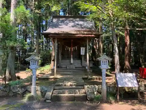 涼ケ岡八幡神社の末社