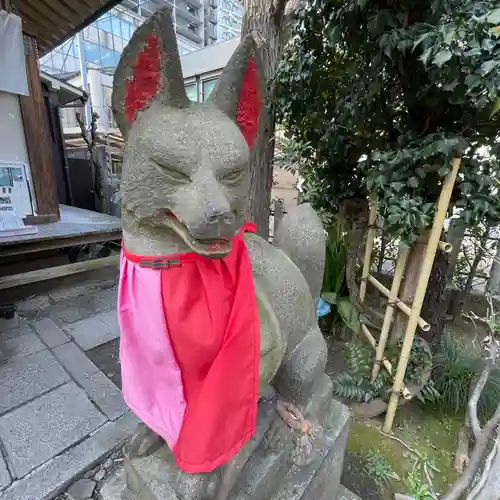 四谷於岩稲荷田宮神社の狛犬