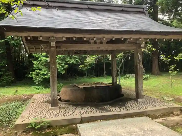 倭文神社の手水舎