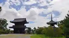 清凉寺の建物その他