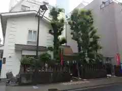 讃岐小白稲荷神社の建物その他