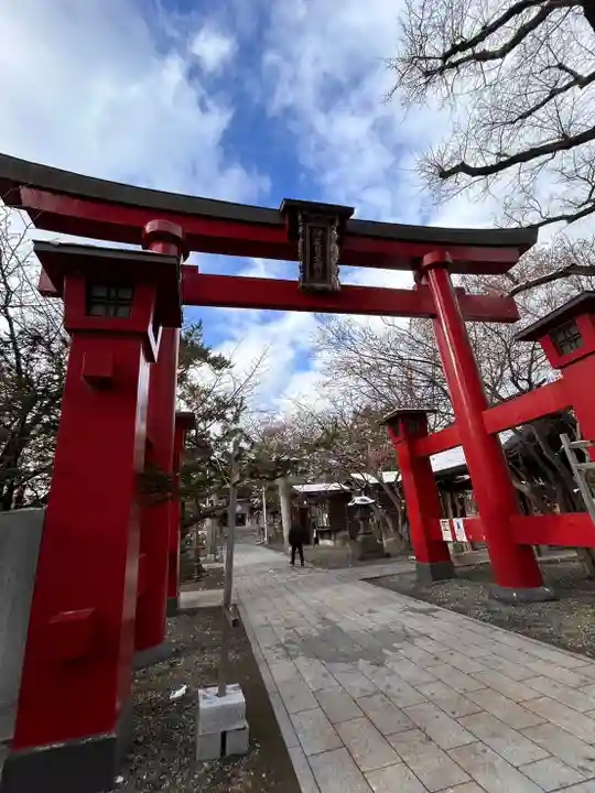彌彦神社 (伊夜日子神社)の鳥居