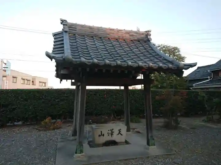 常福寺の手水舎