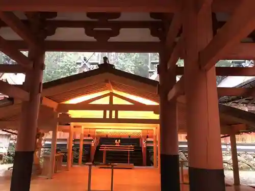 丹生都比売神社の本殿