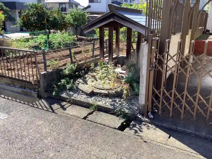 山の神社のその他建物