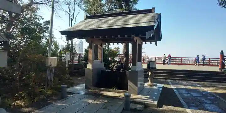 多摩川浅間神社の手水舎