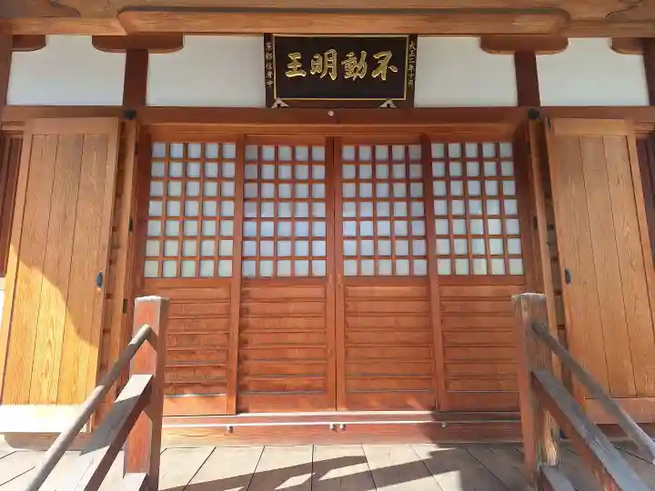 蓮花寺の{uncategorized: "未分類", other: "その他", undefined: "問題あり", building: "その他建物", grave: "お墓", sacred_gate: "鳥居", guardian: "狛犬", statue: "像", buddha: "仏像", history: "歴史", nature: "自然", garden: "庭園", animal: "動物", pagoda: "塔", temizu: "手水舎", mountain_gate: "山門・神門", sanctuary: "本殿・本堂", subordinate: "末社・摂社", art: "芸術", scenery: "景色", jizo: "地蔵", ema: "絵馬", goshuin: "御朱印", omikuji: "おみくじ", items: "授与品その他", amulet: "お守り", goshuincho: "御朱印帳", eats: "食事", festival: "お祭り", votive_dance: "神楽", shichigosan: "七五三参", wedding: "結婚式", experience: "体験その他", initially: "初詣", around: "周辺", anti_infection: "感染症対策"}