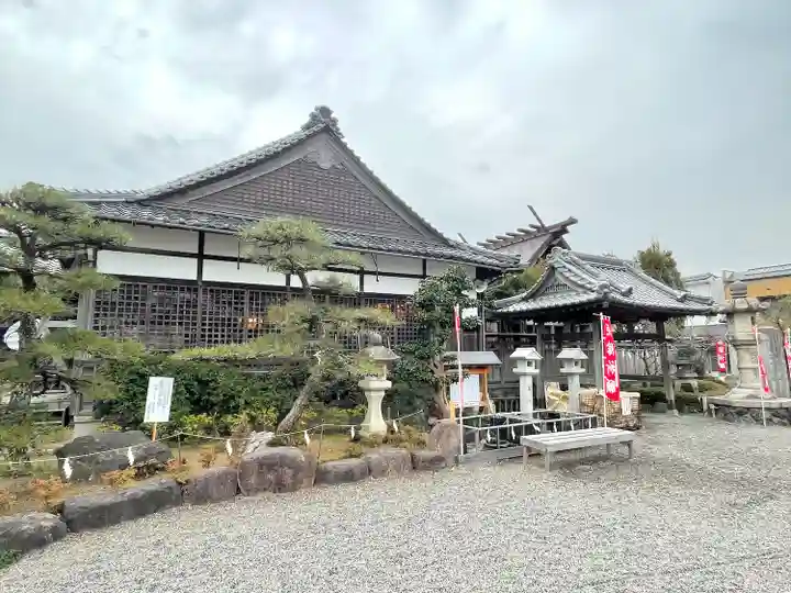 神館飯野高市本多神社(三重県)